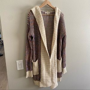 Niki and Erin L/XL Cardigan Coat Tan Blue Red